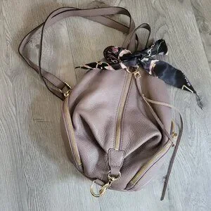 Rebecca Minkoff | Bags | Rebecca Minkoff Medium Julian  display picture 2